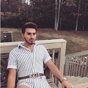 Meet your Posher, Jonathan